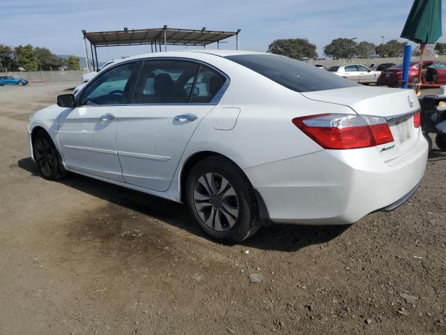 1HGCR2F35DA179959 - 2013 HONDA ACCORD LX WHITE photo 2