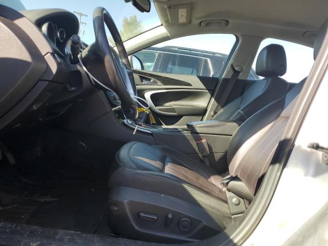 2G4GR5EK3C9143817 - 2012 BUICK REGAL SILVER photo 7