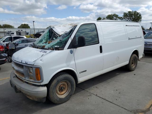 1GCFG15W9Y1141745 - 2000 CHEVROLET EXPRESS G1 WHITE photo 1