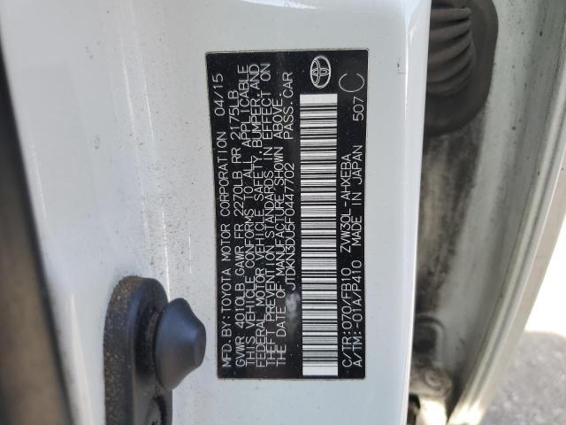 JTDKN3DU5F0447702 - 2015 TOYOTA PRIUS WHITE photo 13