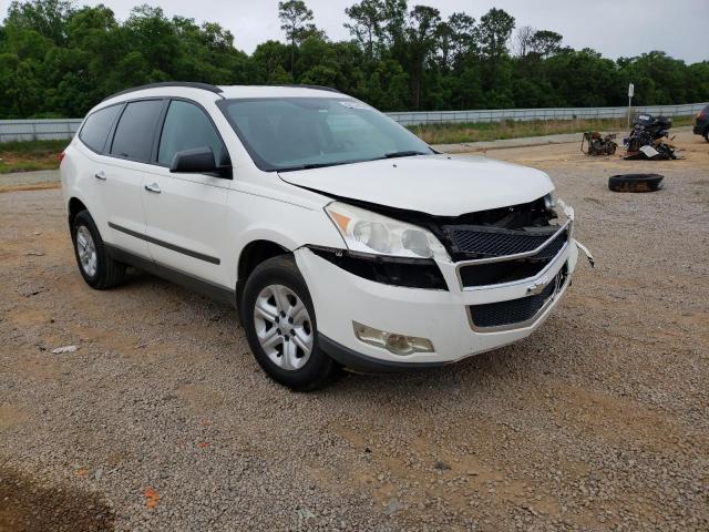 1GNKRFED8CJ395158 - 2012 CHEVROLET TRAVERSE LS WHITE photo 4