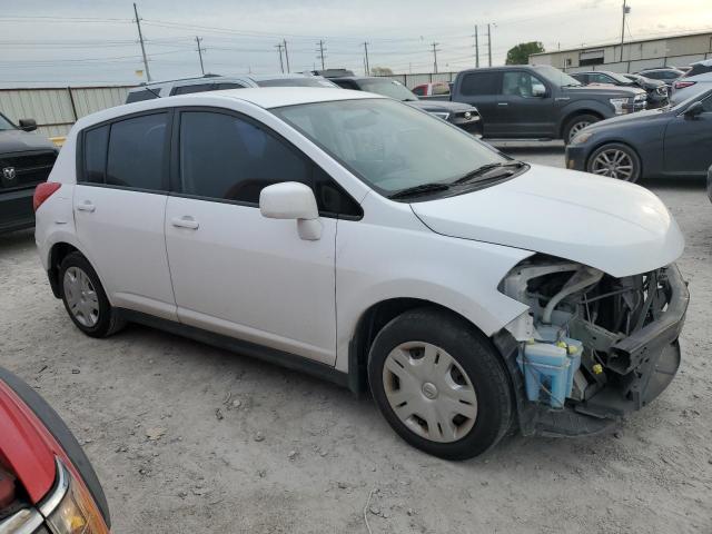 3N1BC1CP1AL398132 - 2010 NISSAN VERSA S WHITE photo 4