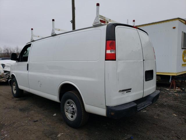 1GCWGAFF9G1149910 - 2016 CHEVROLET EXPRESS G2 WHITE photo 2