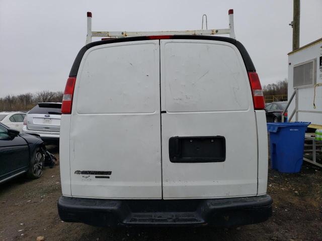 1GCWGAFF9G1149910 - 2016 CHEVROLET EXPRESS G2 WHITE photo 6