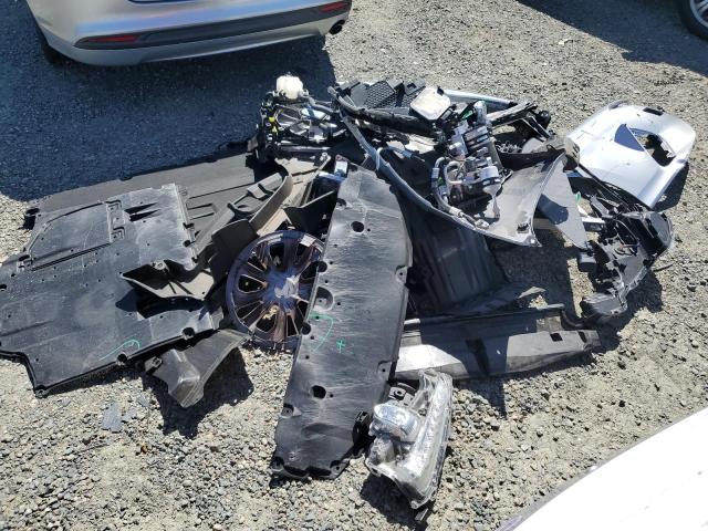 JTDKARFP1K3117487 - 2019 TOYOTA PRIUS PRIM ვერცხლისფერი ფოტო 12