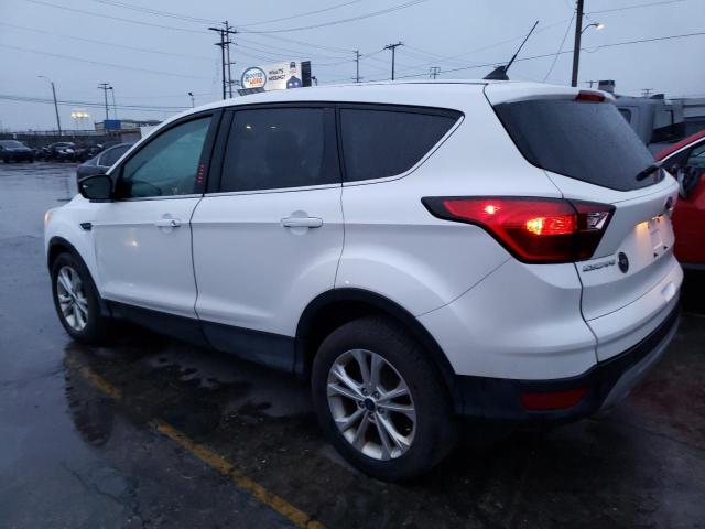 1FMCU9GD6KUA05550 - 2019 FORD ESCAPE SE WHITE photo 2