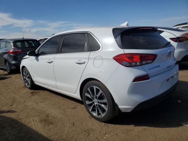 KMHH35LE9JU012510 - 2018 HYUNDAI ELANTRA GT WHITE photo 2