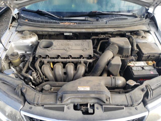 KNAFU4A29A5812873 - 2010 KIA FORTE EX SILVER photo 11