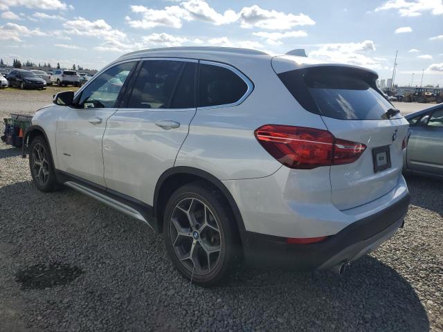 WBXHU7C34H5H32626 - 2017 BMW X1 SDRIVE28I WHITE photo 2