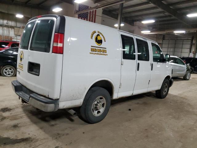 1GCWGFBAXC1104993 - 2012 CHEVROLET EXPRESS G2 WHITE photo 3