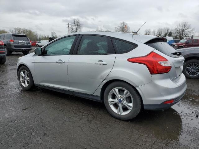 1FADP3K2XEL281815 - 2014 FORD FOCUS SE GRAY photo 2