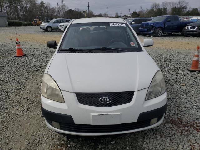 KNADE163176286536 - 2007 KIA RIO 5 SX WHITE photo 5