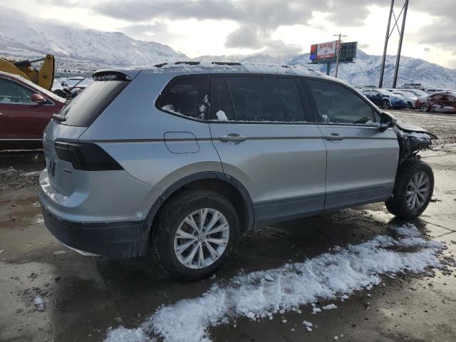 3VV0B7AX1KM186423 - 2019 VOLKSWAGEN TIGUAN S 灰色 照片 3