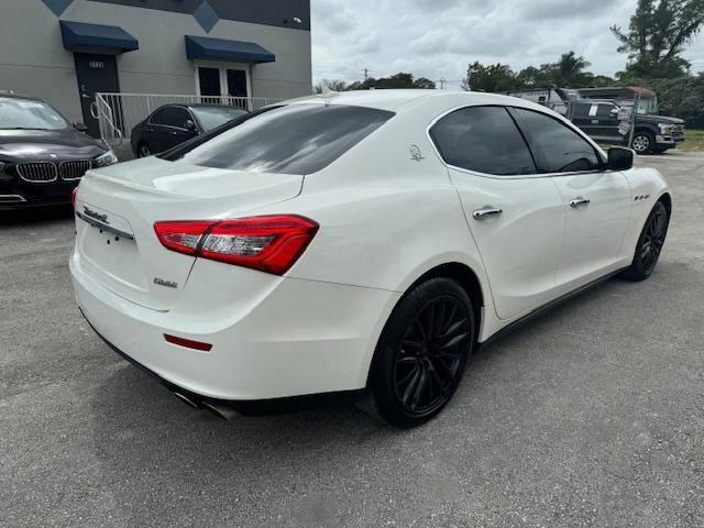 ZAM57XSA5G1181032 - 2016 MASERATI GHIBLI WHITE photo 3