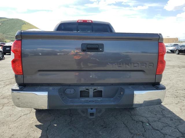 5TFRM5F16JX127319 - 2018 TOYOTA TUNDRA DOUBLE CAB SR/SR5 CHARCOAL photo 6