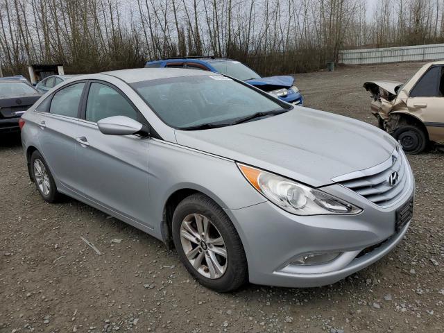 5NPEB4AC0DH716826 - 2013 HYUNDAI SONATA GLS SILVER photo 4