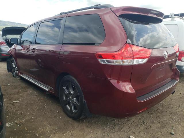 5TDKK3DC7DS331752 - 2013 TOYOTA SIENNA LE RED photo 2
