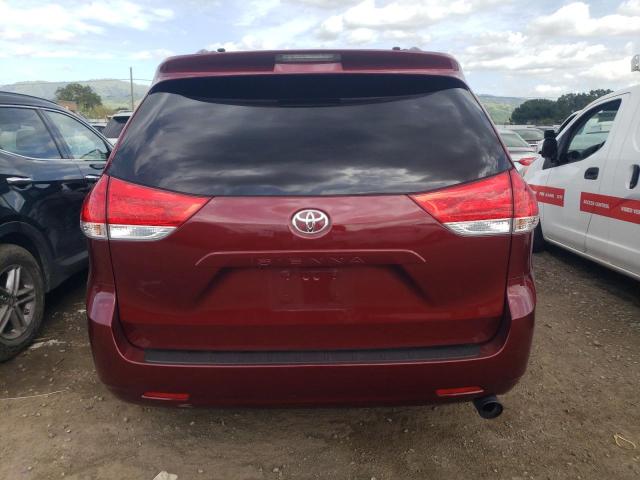 5TDKK3DC7DS331752 - 2013 TOYOTA SIENNA LE RED photo 6