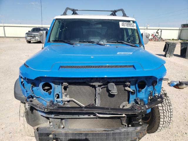 JTEZU11F070003006 - 2007 TOYOTA FJ CRUISER BLUE photo 5