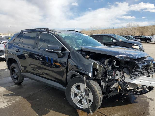 2T3P1RFV2KC012430 - 2019 TOYOTA RAV4 XLE Czarny zdjęcie 4