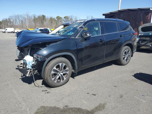 5TDGZRBH6MS058676 - 2021 TOYOTA HIGHLANDER XLE BLACK photo 1