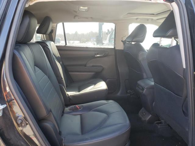 5TDGZRBH6MS058676 - 2021 TOYOTA HIGHLANDER XLE BLACK photo 11