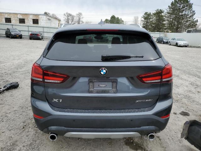 WBXJG9C02M5T68966 - 2021 BMW X1 XDRIVE28I GRAY photo 6