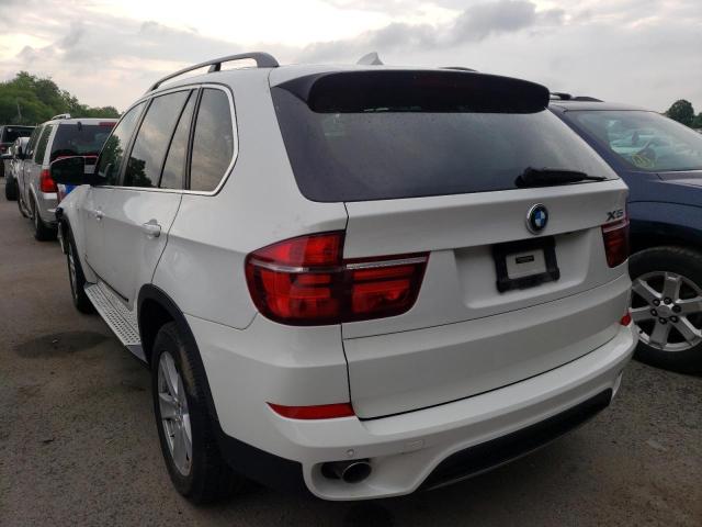 5UXZW0C54D0B95086 - 2013 BMW X5 XDRIVE35D WHITE photo 3