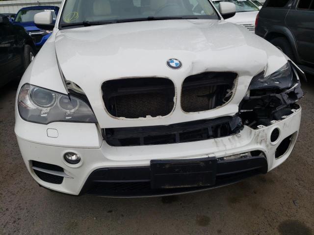 5UXZW0C54D0B95086 - 2013 BMW X5 XDRIVE35D WHITE photo 9