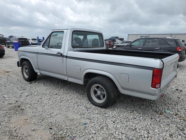 1FTCF10F6BUA20318 - 1981 FORD F100 SILVER photo 2