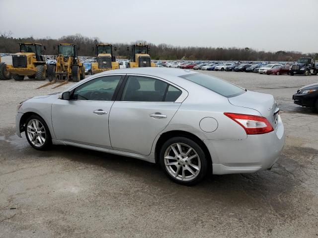 1N4AA5AP8AC828717 - 2010 NISSAN MAXIMA S SILVER photo 2