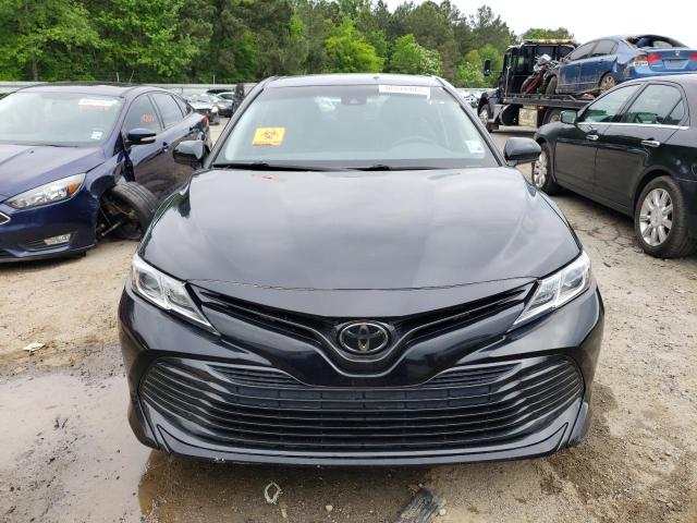 4T1B11HK1KU845626 - 2019 TOYOTA CAMRY L BLACK photo 5