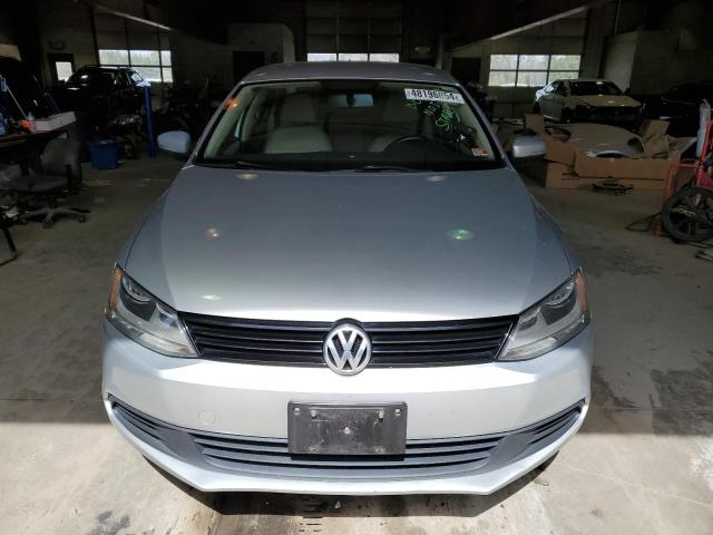 3VWDP7AJ9CM378958 - 2012 VOLKSWAGEN JETTA SE SILVER photo 5