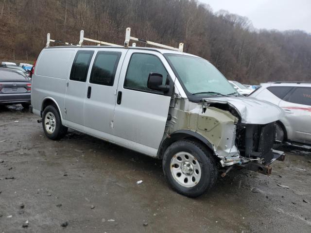 1GCSGAF44E1149744 - 2014 CHEVROLET EXPRESS G1 SILVER photo 4