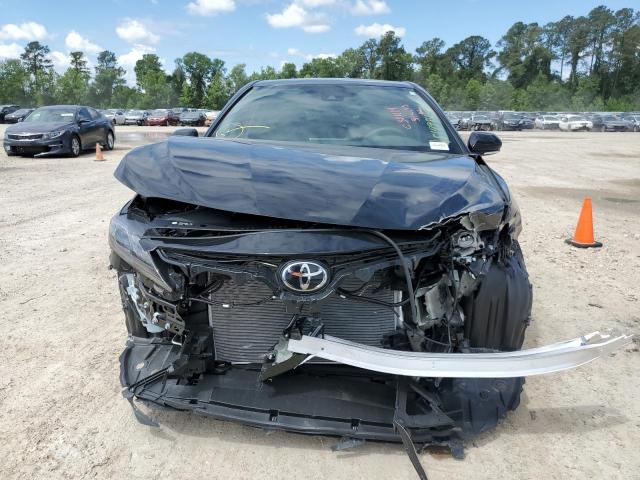 4T1G11AK2PU792796 - 2023 TOYOTA CAMRY SE NIGHT SHADE BLACK photo 5