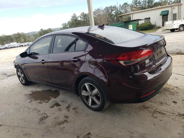 3KPFL4A79JE215440 - 2018 KIA FORTE LX BURGUNDY photo 2