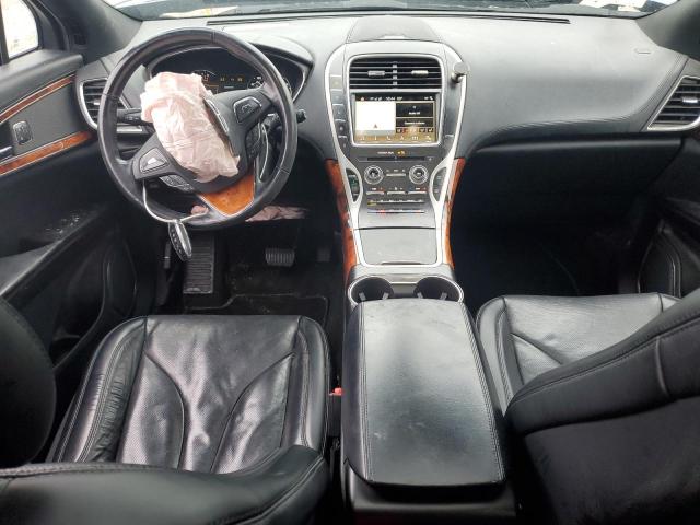 2LMPJ8LR4JBL38134 - 2018 LINCOLN MKX RESERVE أزرق صورة 8