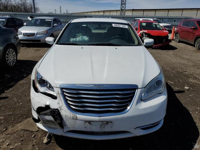 1C3BC4FB6BN559918 - 2011 CHRYSLER 200 LX WHITE photo 5