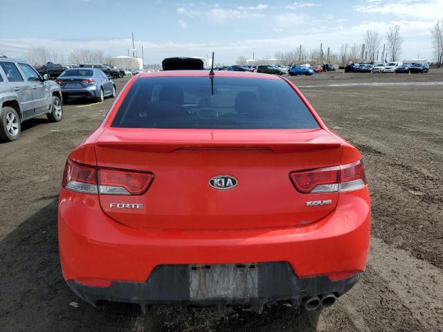 KNAFU6A22D5685738 - 2013 KIA FORTE EX RED photo 6