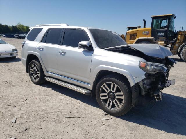 JTEBU5JR7L5743295 - 2020 TOYOTA 4RUNNER SR5/SR5 PREMIUM 银色 照片 4