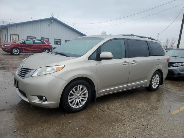 5TDYK3DC1FS631252 - 2015 TOYOTA SIENNA XLE TAN photo 1