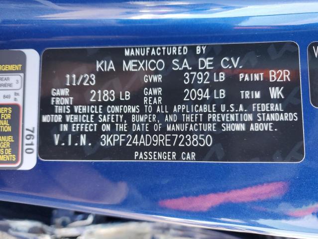 3KPF24AD9RE723850 - 2024 KIA FORTE LX BLUE photo 12