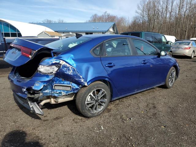 3KPF24AD9RE723850 - 2024 KIA FORTE LX BLUE photo 3