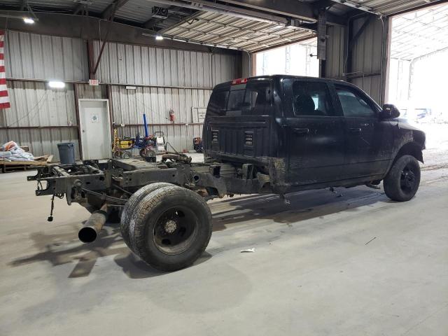 3C63RRHL1JG214764 - 2018 RAM 3500 SLT BLACK photo 3