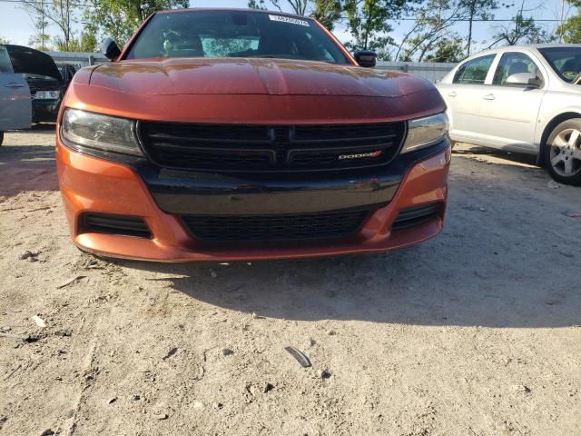 2C3CDXBGXNH119718 - 2022 DODGE CHARGER SXT ORANGE photo 5