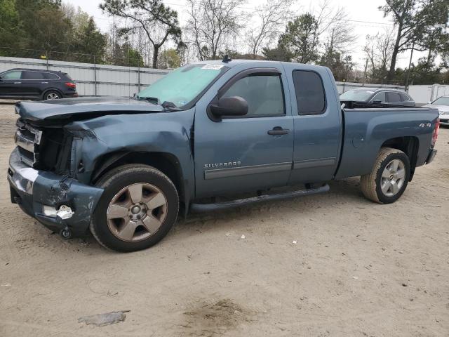 1GCRKSE39BZ370040 - 2011 CHEVROLET SILVERADO K1500 LT TEAL photo 1