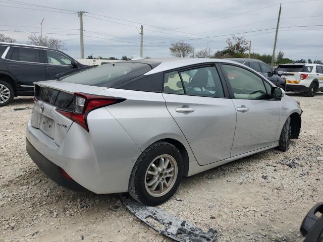 JTDKARFU6K3077980 - 2019 TOYOTA PRIUS SILVER photo 3