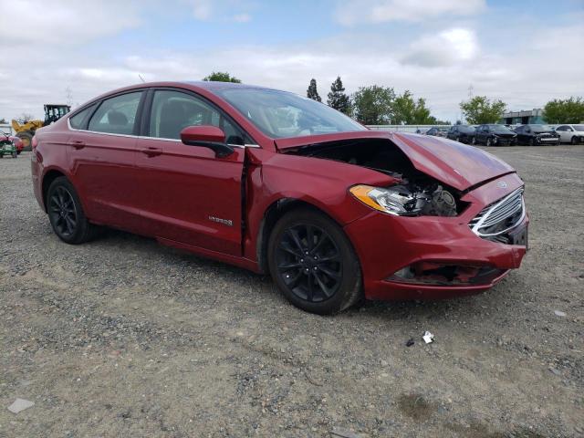 3FA6P0LU9HR386519 - 2017 FORD FUSION SE HYBRID MAROON photo 4