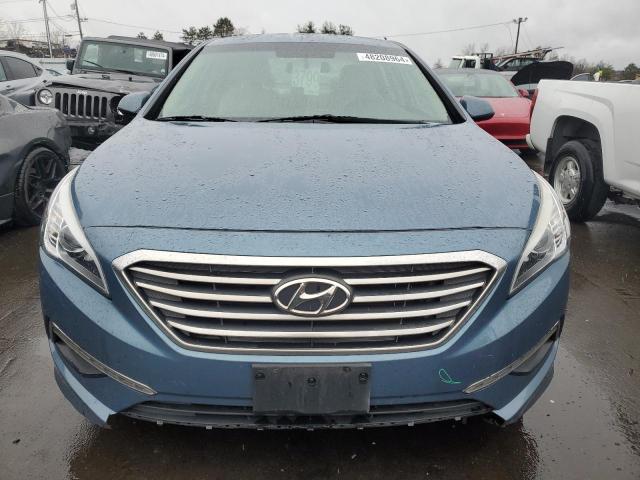 5NPE24AF5FH166892 - 2015 HYUNDAI SONATA SE BLUE photo 5