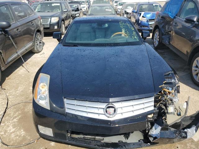 1G6YV36A865601046 - 2006 CADILLAC XLR BLACK photo 5